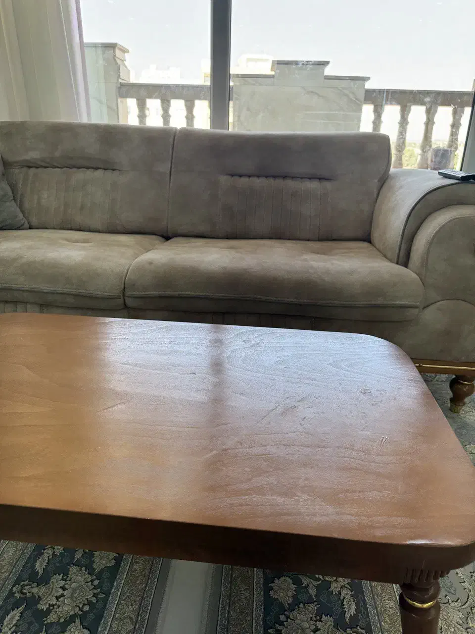 مبل میز ناهار خوری زیبا سالم|میز و صندلی غذاخوری|نسیم‌شهر, |دیوار