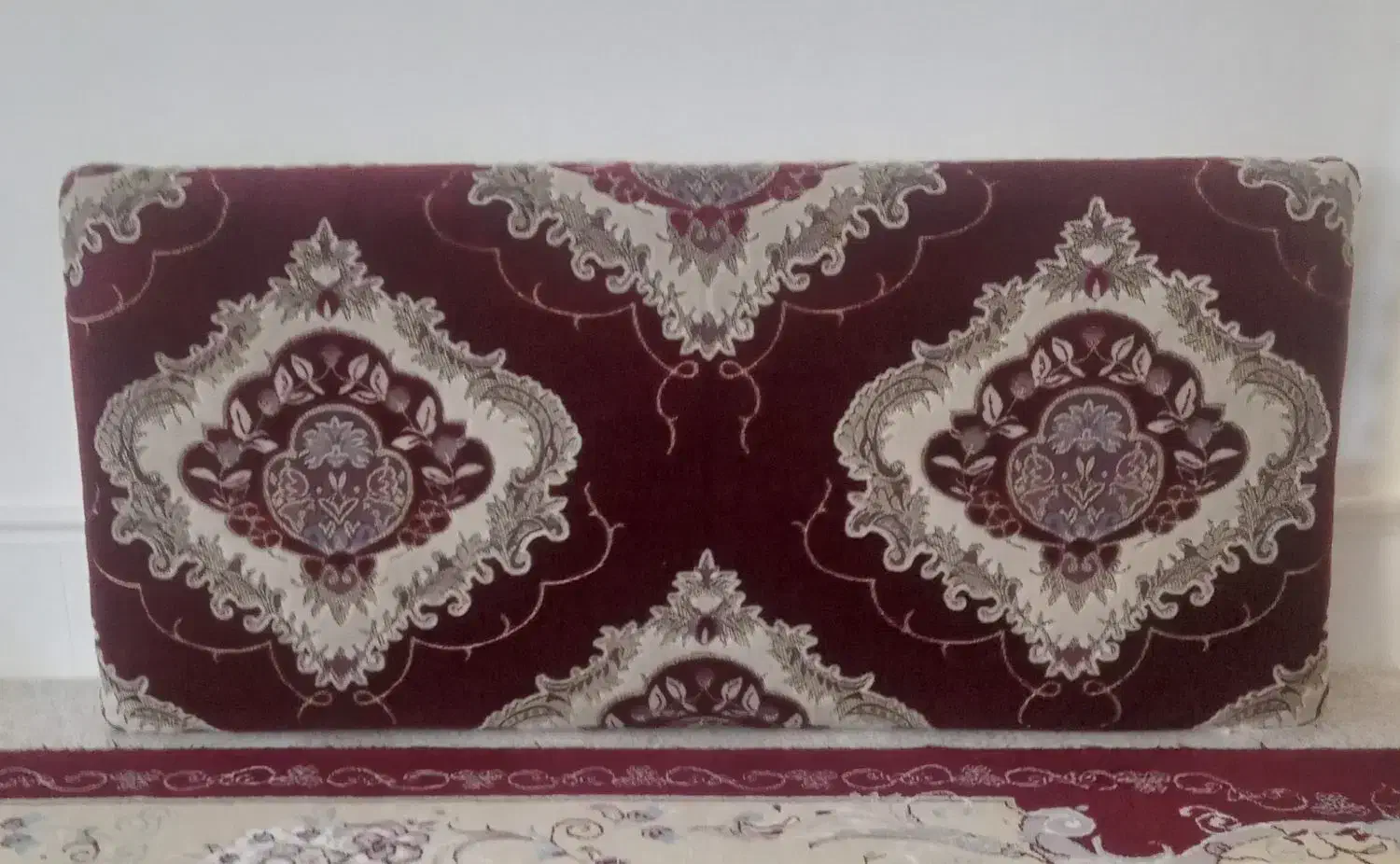 پشتی|پشتی|کوهدشت, |دیوار