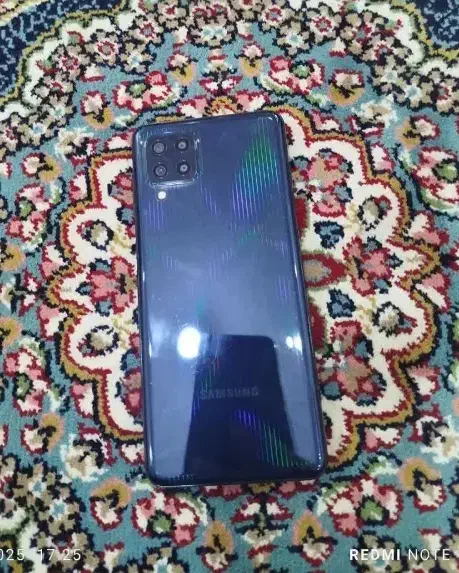 m32|موبایل|قم, ژاندارمها|دیوار