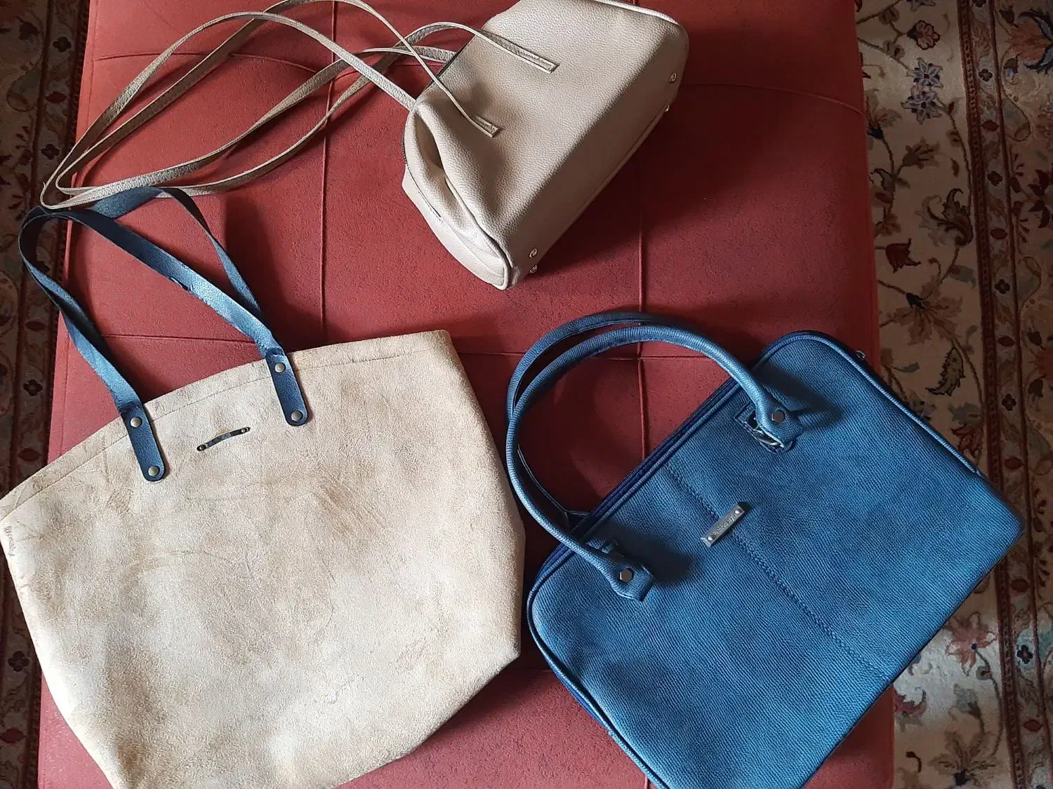 کیف زنانه|کیف، کفش، کمربند|رشت, دیلمان|دیوار