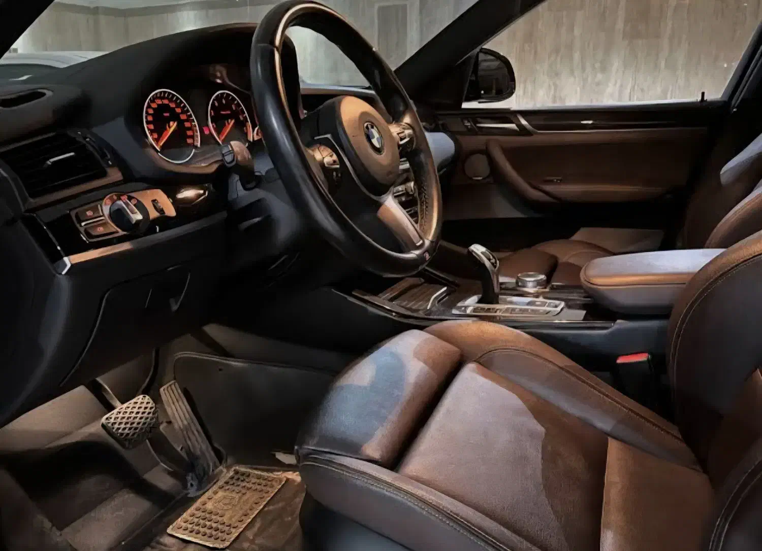 بی ام و ۲۰۱۷ فول ۷ رادار. معاوضه با528i یا لکسوس|خودرو سواری و وانت|اصفهان, شاهد|دیوار