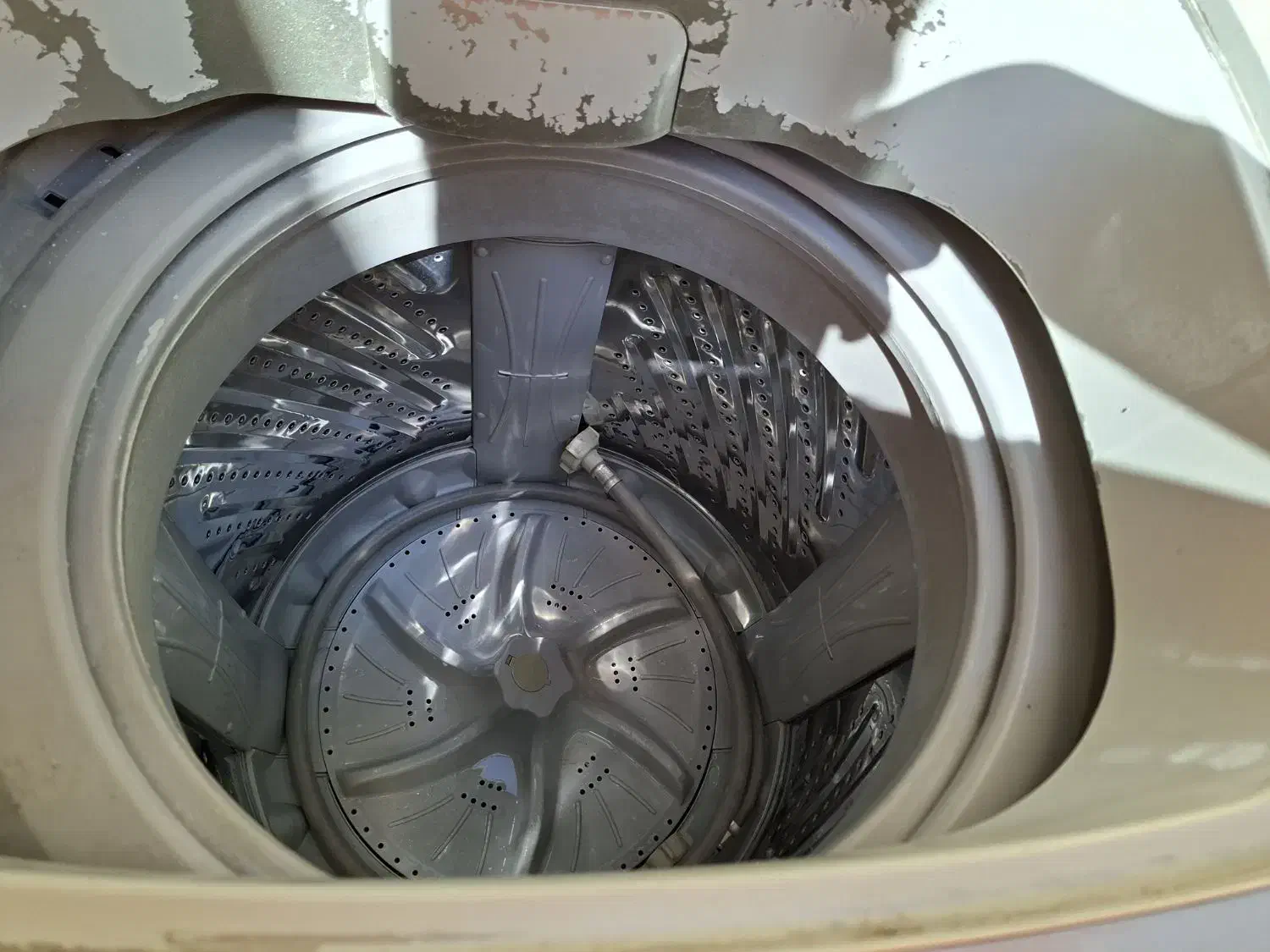 لباسشویی|ماشین لباسشویی و خشک‌کن لباس|اقلید, |دیوار