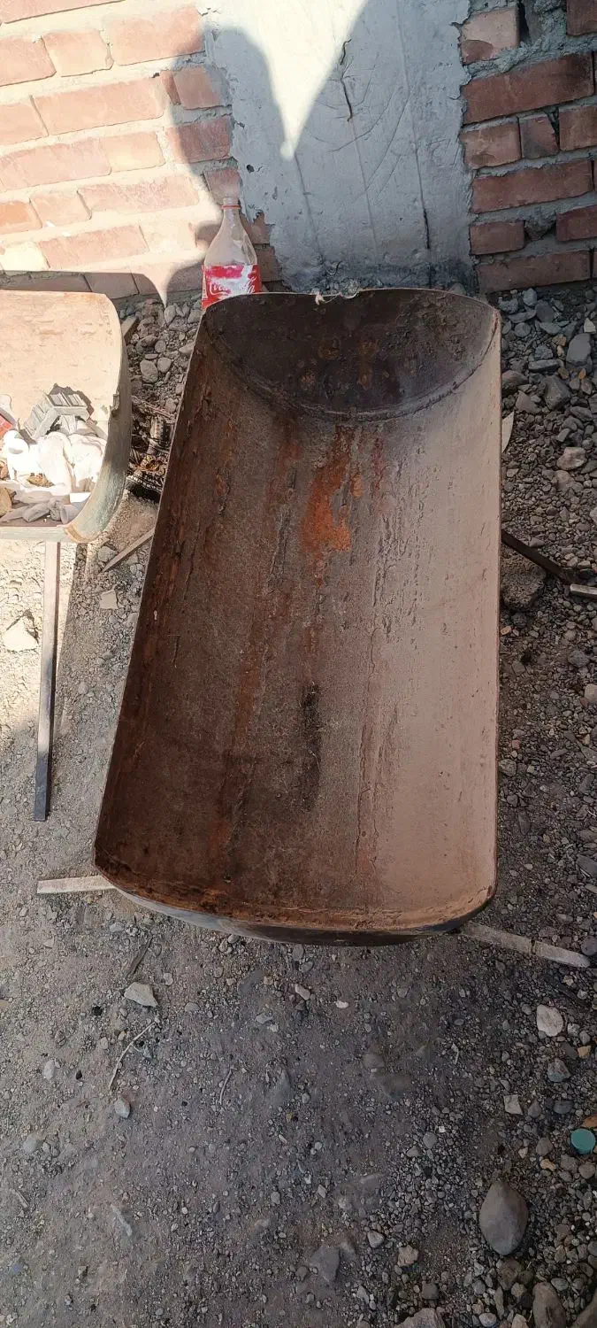 دوعددآخوره گوسفنددرابعاد۱×۲متر|حیوانات مزرعه|جیرفت, |دیوار