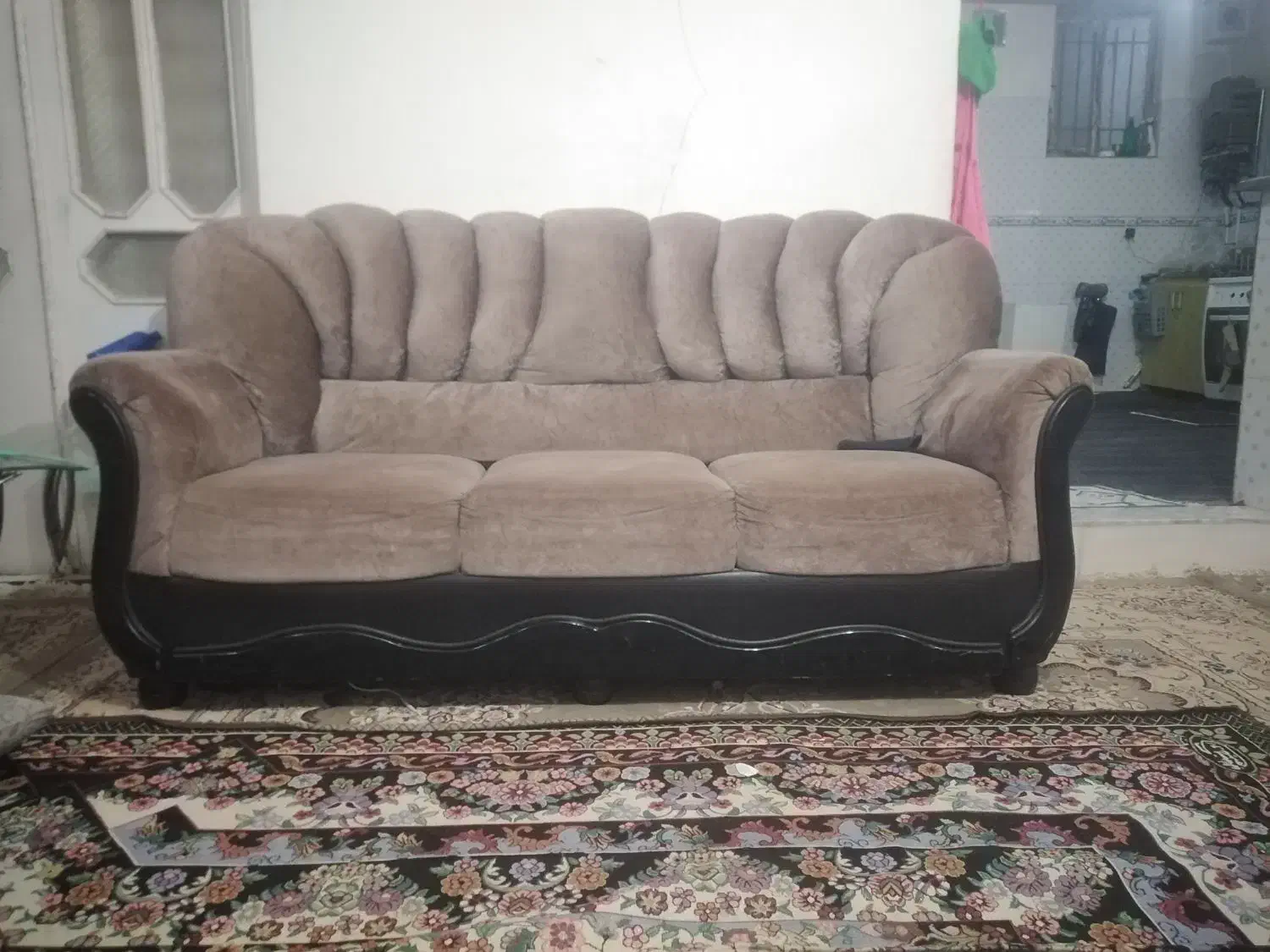 مبل راحتی|مبلمان خانگی و میز عسلی|سبزوار, قاضی زاد|دیوار