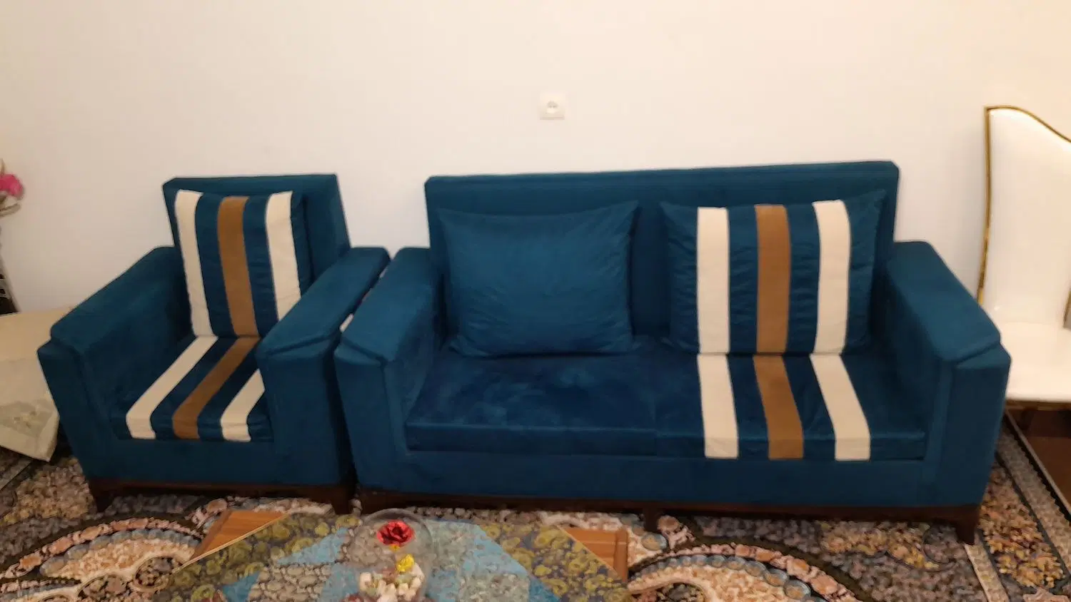 مبل|مبلمان خانگی و میز عسلی|قائم‌شهر, |دیوار