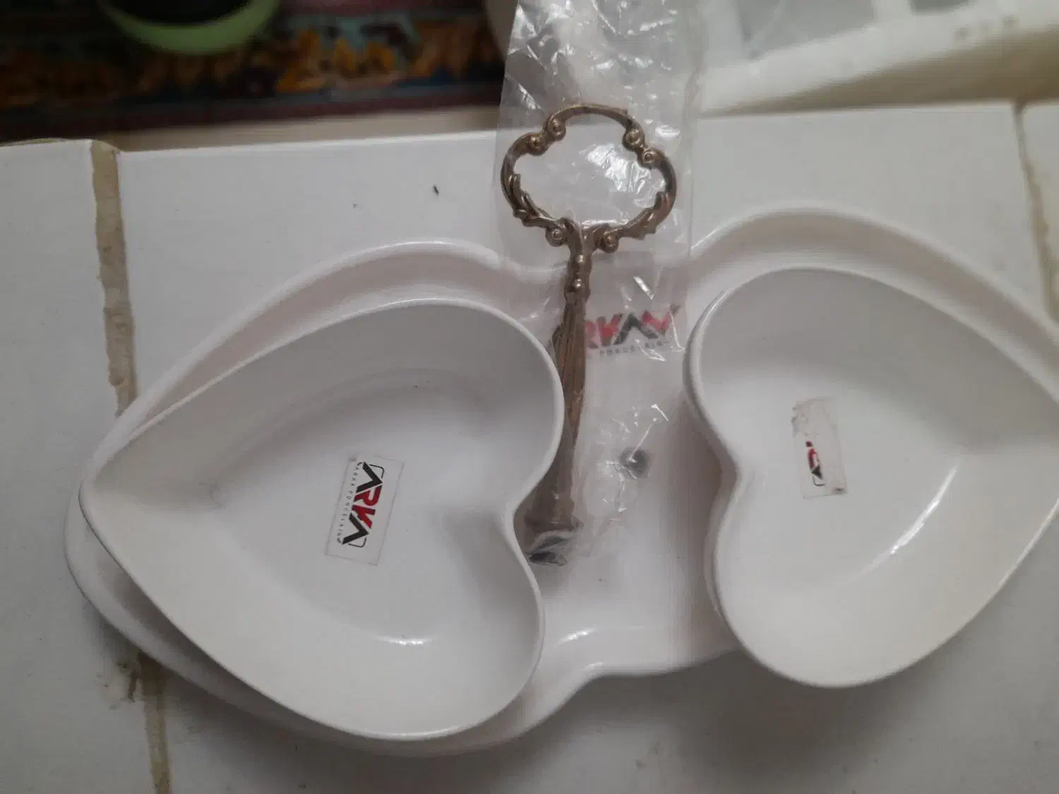 اردو خوری|ظروف سرو و پذیرایی|رشت, باهنر|دیوار