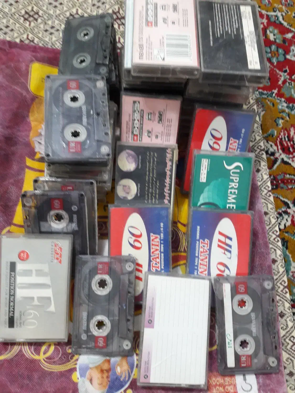 نوار کاست سالم در حد نو|فیلم و موسیقی|ماکلوان, |دیوار