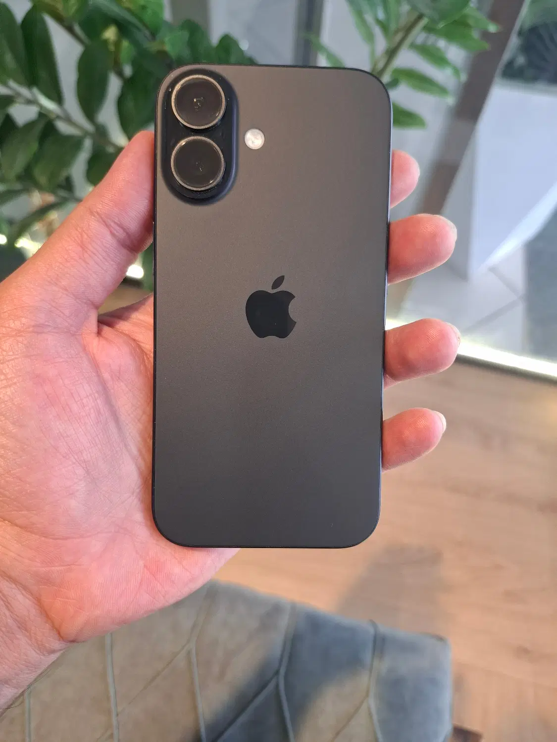 Iphone 16 Normal رجیستر|موبایل|شیراز, معالیآباد|دیوار