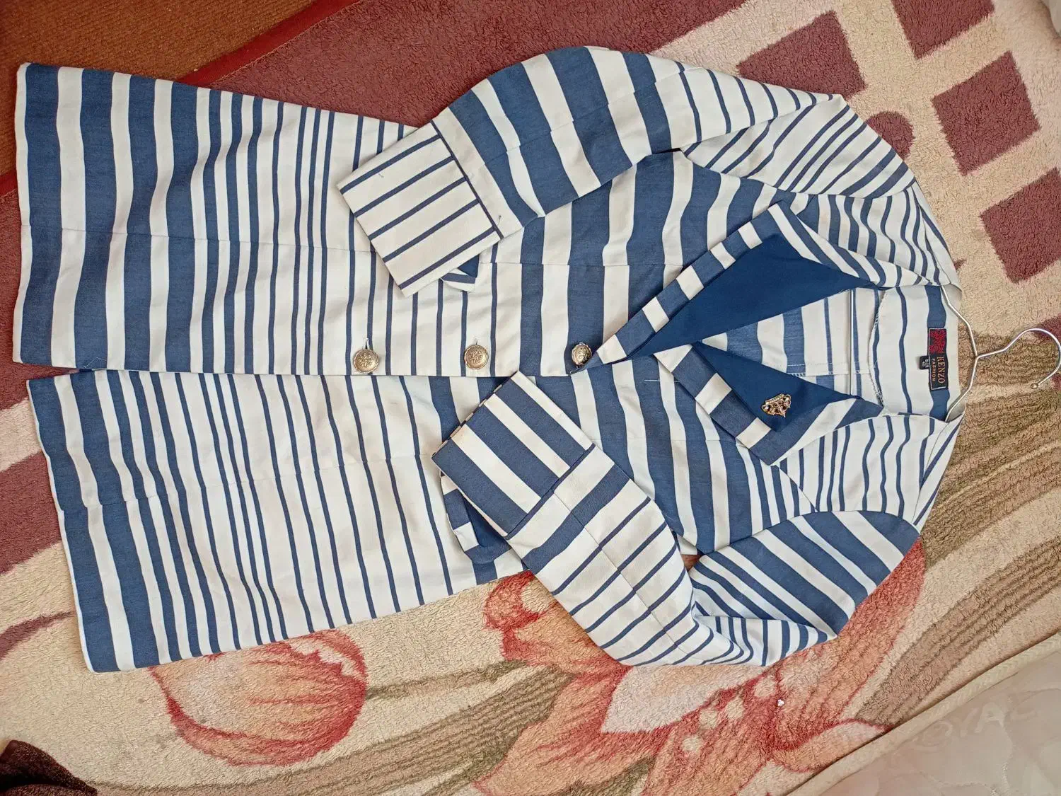 لباس های تکی مختلف|لباس|واجارگاه, |دیوار