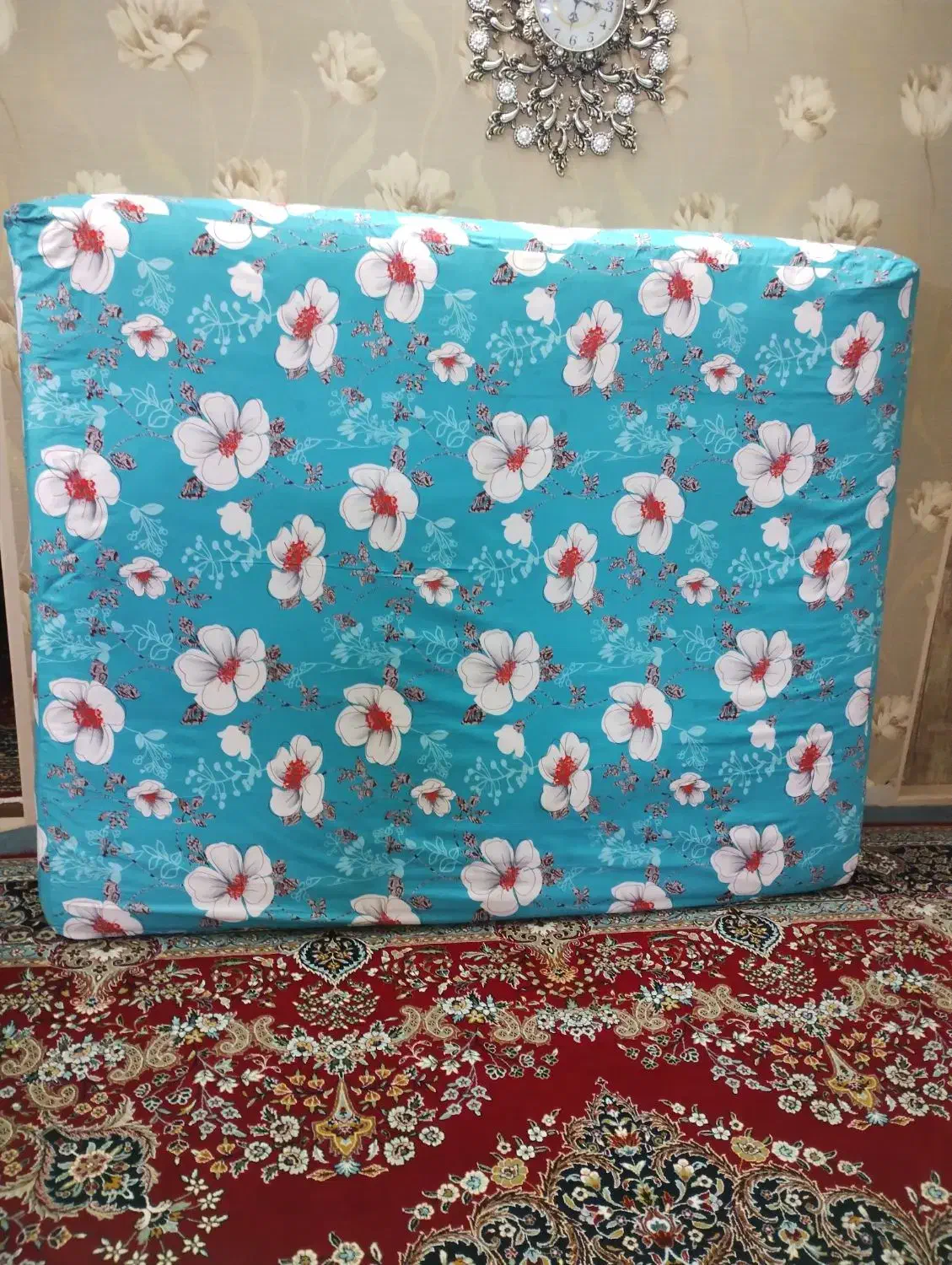 دشک وتخت خوش خواب|تشک تختخواب|تاکستان, |دیوار