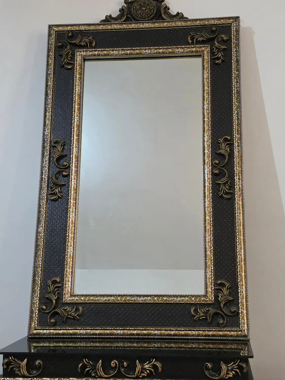 آیینه و کنسول|بوفه، ویترین، کنسول|آستانه اشرفیه, |دیوار