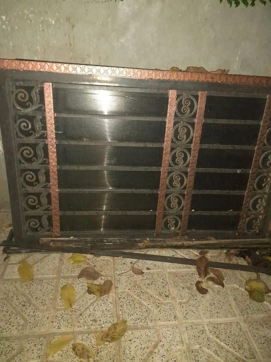 ۳ لنگه درب فر فورجه آهنی گاراژ و پیلوت|مصالح و تجهیزات ساختمان|طرقبه, |دیوار