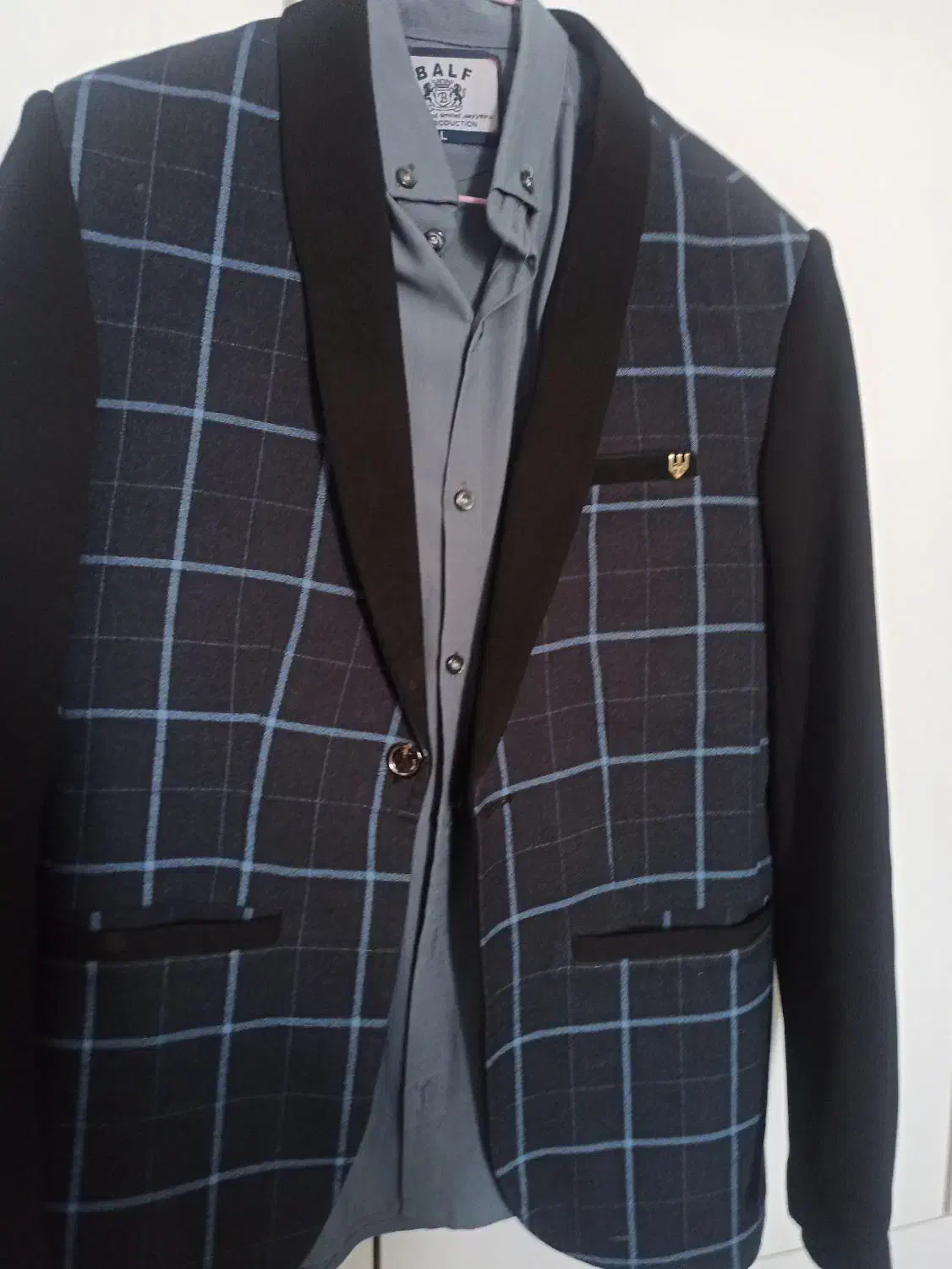 لباس بیرونی مردانه|لباس|رباط‌کریم, شهرک والفجر|دیوار