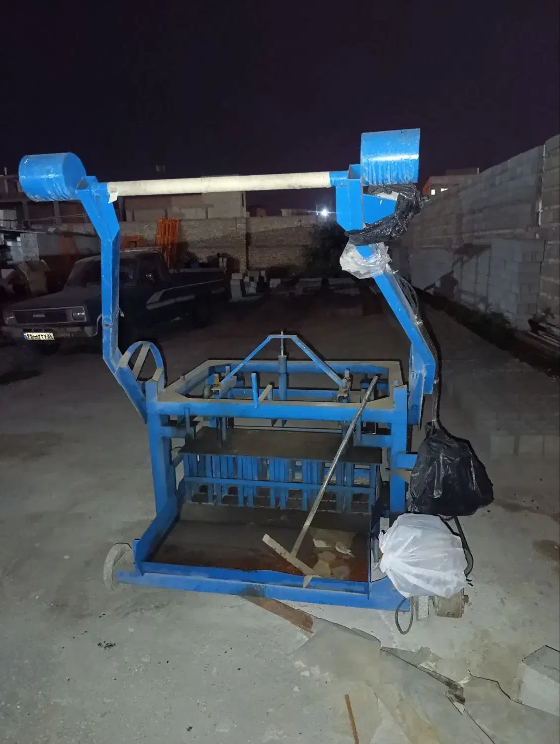 دستگاه بلوک زنی قیچی میگرد  ناریساز|ماشین‌آلات صنعتی|گنبد کاووس, |دیوار