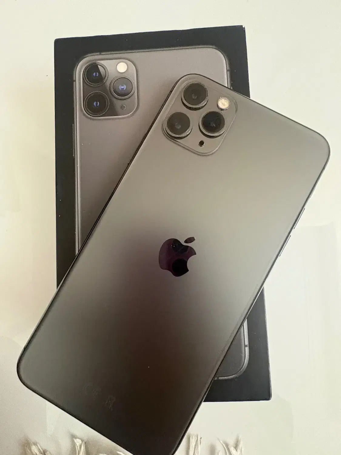 آیفون ۱۱ پرومکس|موبایل|صدرا-فارس, فاز ۱|دیوار