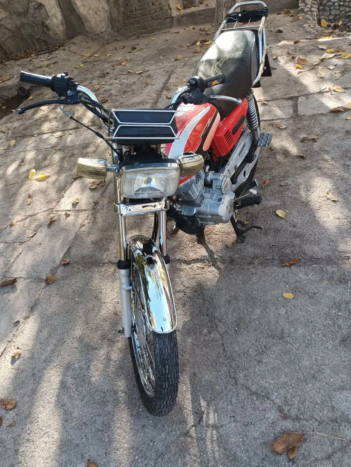 هندا ۲۰۰ در حدنو|موتورسیکلت|مشهد, ولیعصر (شهرک غرب)|دیوار