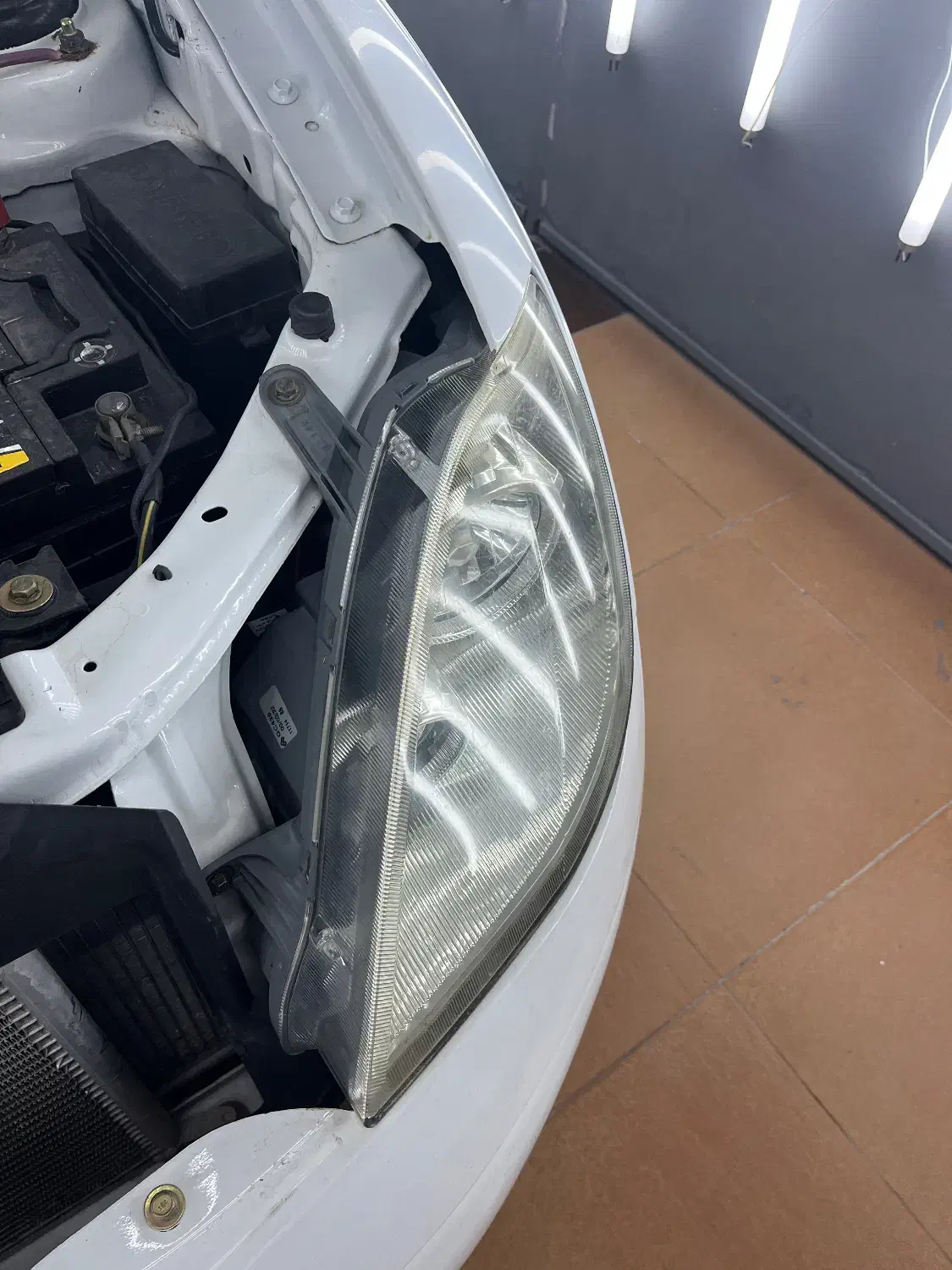 تخفیف ویژه روشن کردن چراغ خودرو|خدمات موتور و ماشین|ایلام, |دیوار