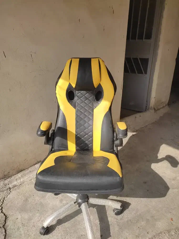 صندلی گیمینگ|صندلی و نیمکت|بندر انزلی, لاله|دیوار