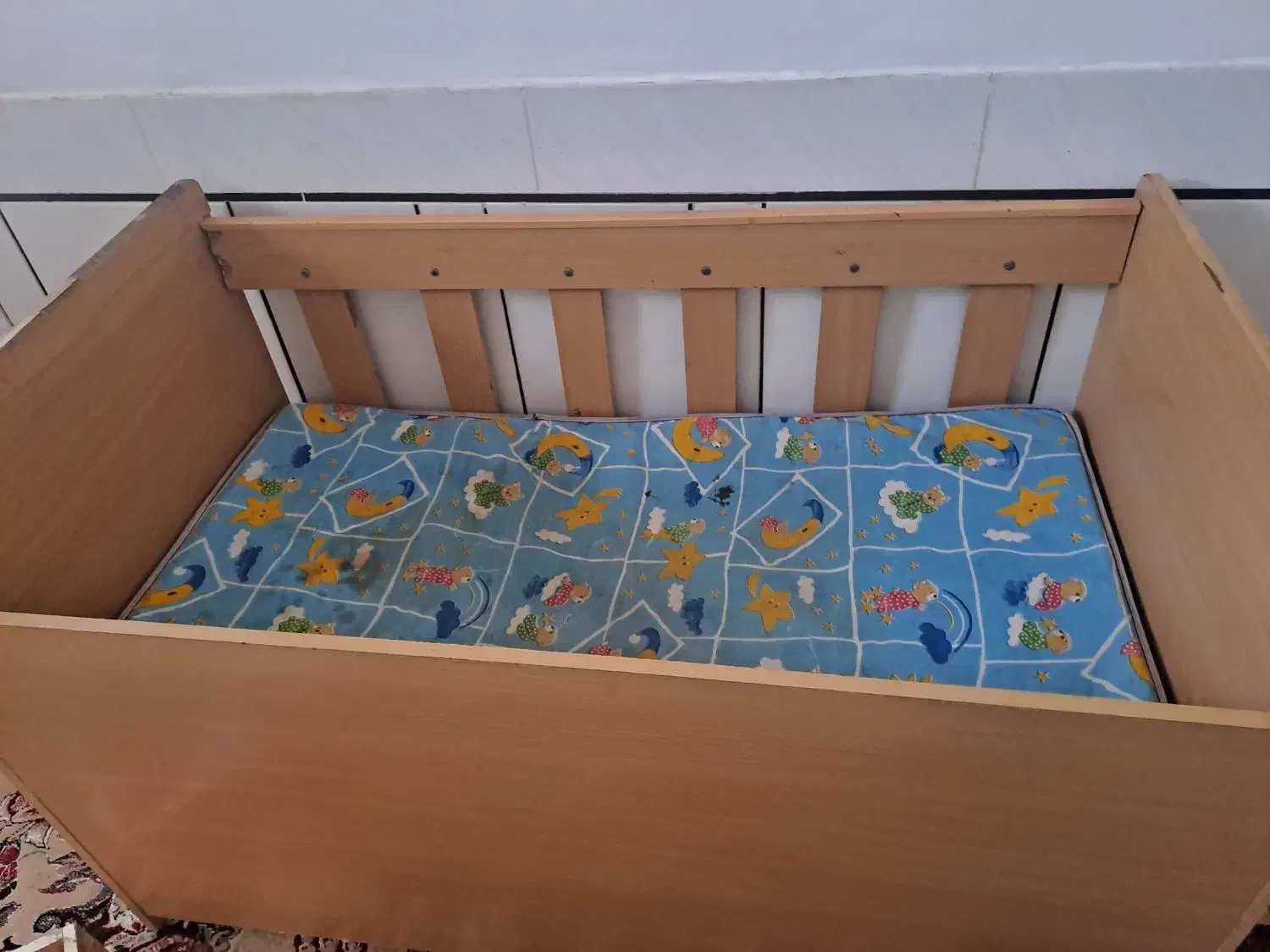 تخت خواب کودک|تخت و سرویس خواب|گتوند, |دیوار