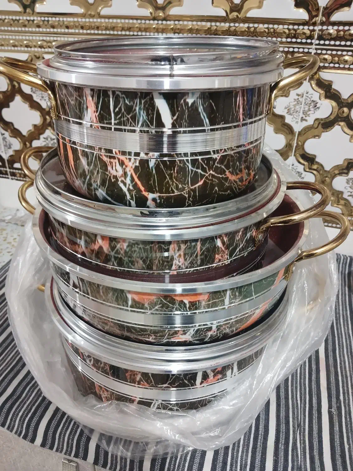 سرویس قابلمه|ظروف پخت‌وپز|رامند, |دیوار