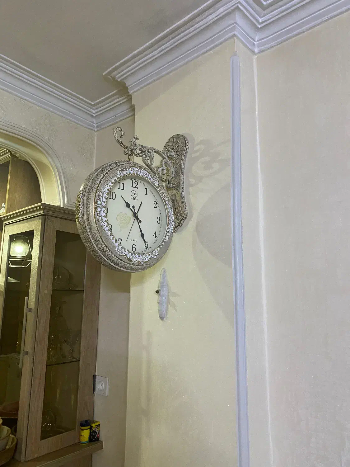 ساعت دو طرفه|ساعت دیواری و تزئینی|تهران, امیریه|دیوار