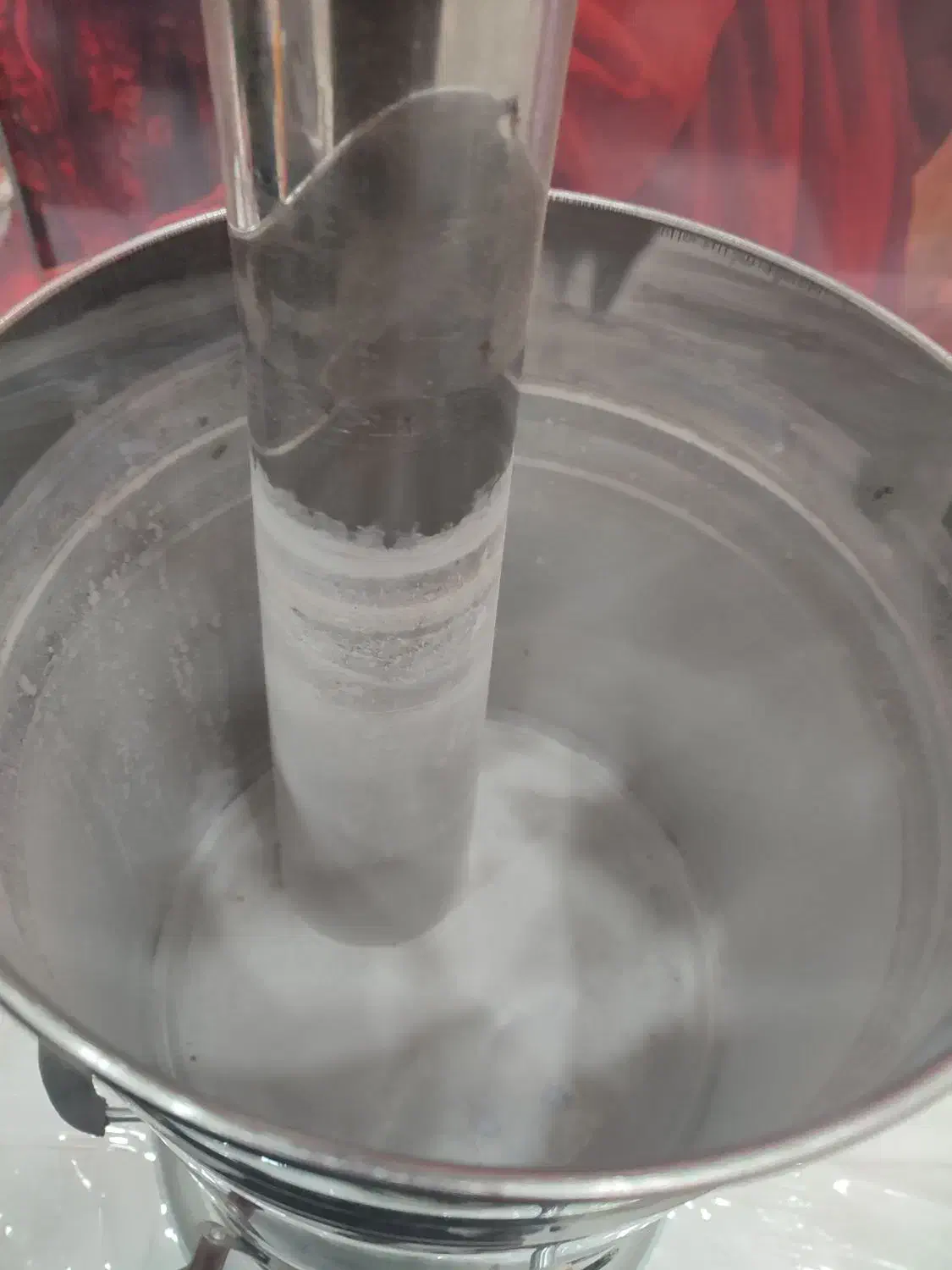 فروش سماور زغالی ومیز۶نفره|سماور، چایساز، قهوهساز|صدرا-فارس, فاز ۱|دیوار