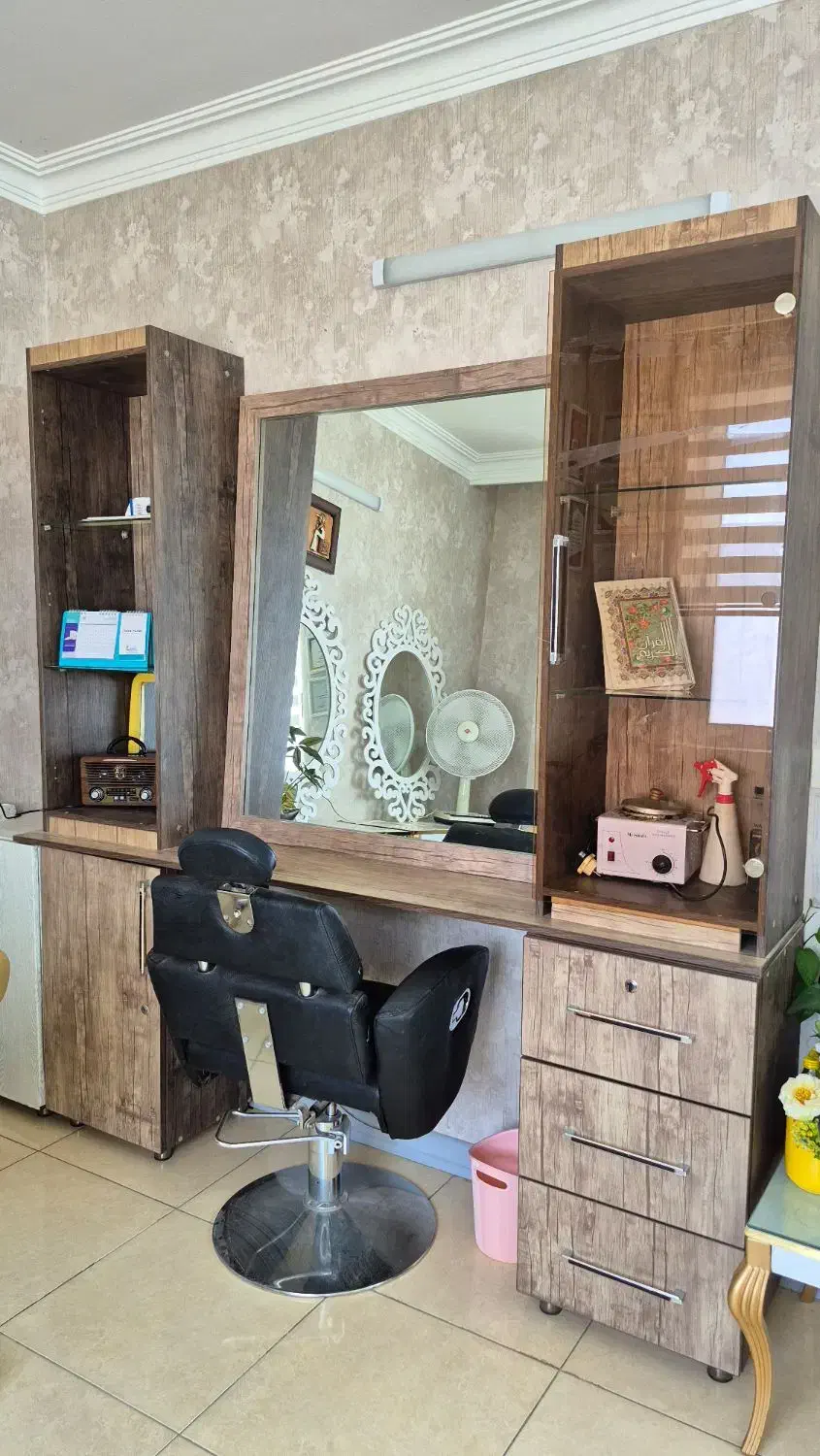 ویترین جادار ام دی اف سفارشی|فروشگاه و مغازه|اصفهان, فرهنگیان|دیوار