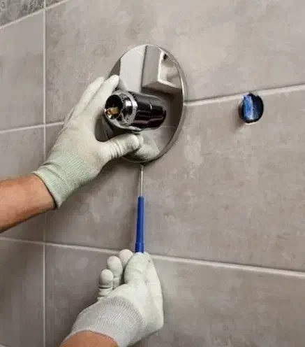 نصب شیرالات رادیاتور سرویس فیلتر و تصویه موتورخانه|خدمات پیشه و مهارت|لاهیجان, قیام|دیوار