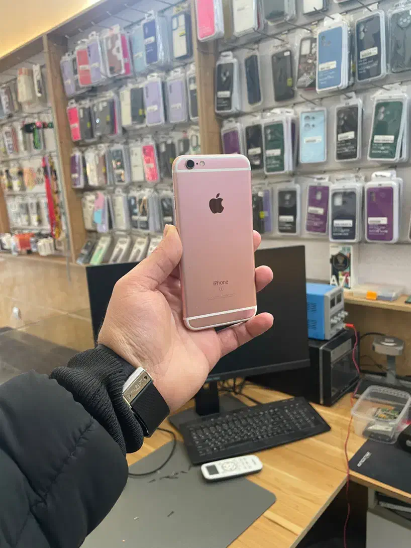 iPhone 6s 16gig|موبایل|قائمشهر, |دیوار