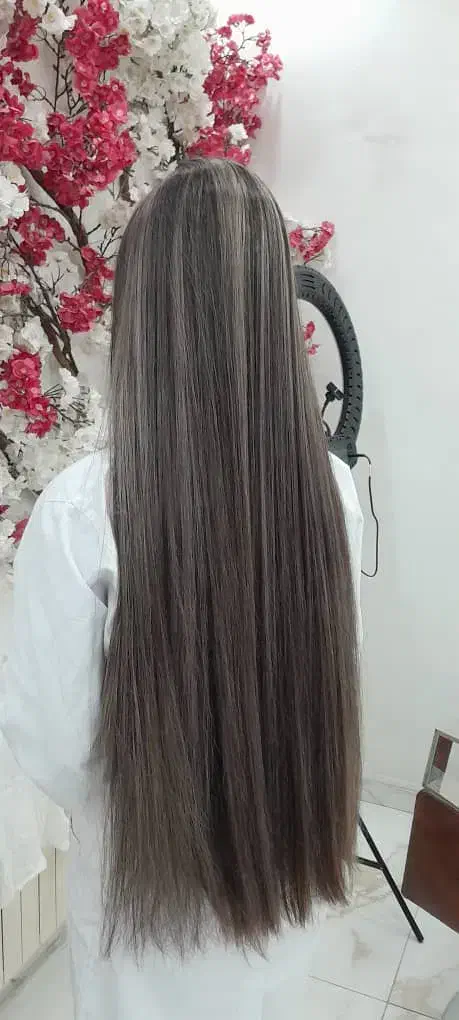 رنگ و هایلایت با مرکز تخصصی طلایی|خدمات آرایشگری و زیبایی|پرند, فاز ۵|دیوار