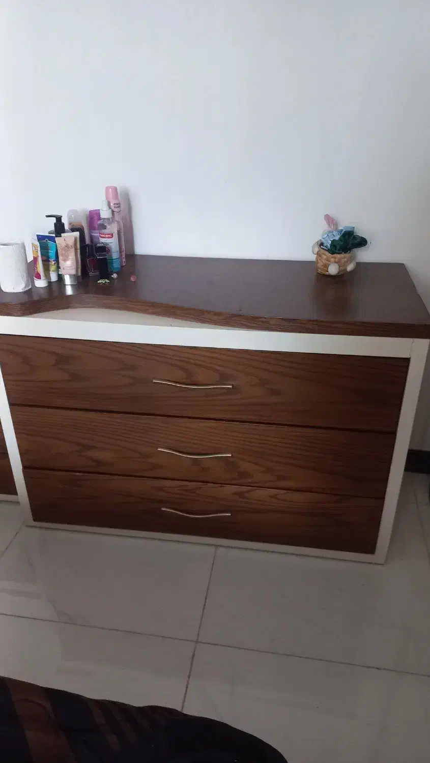 میز آرایش کاملا سالم|جاکفشی، کمد، دراور|لاهیجان, کوی آزادگان|دیوار