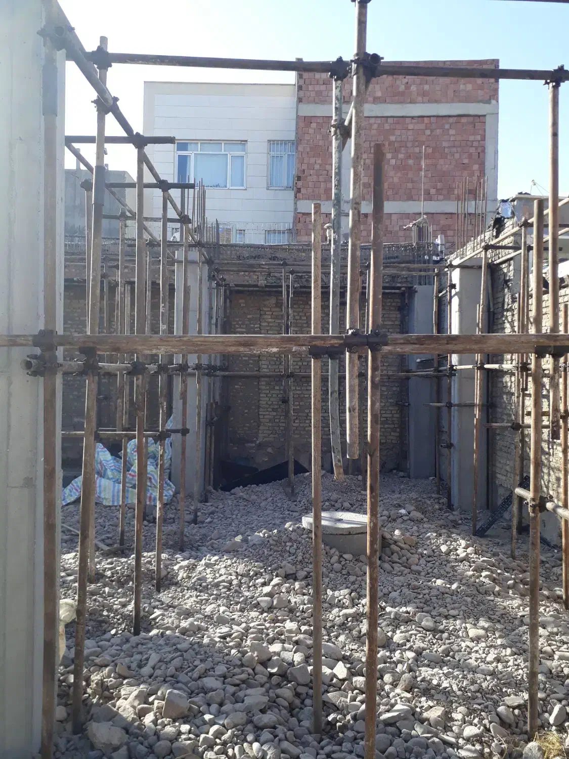 داربست میانه|خدمات پیشه و مهارت|میانه, |دیوار