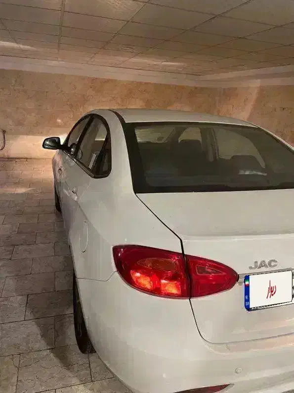 جک J4 سفید|خودرو سواری و وانت|تهران, پونک|دیوار