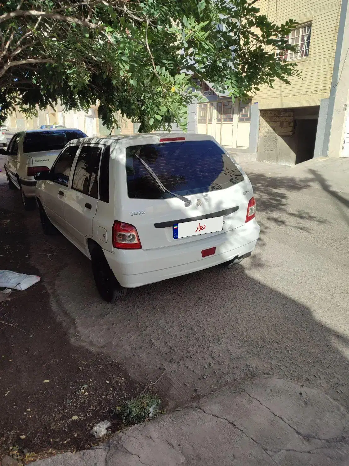 111مدل 98|خودرو کلاسیک|سیرجان, |دیوار