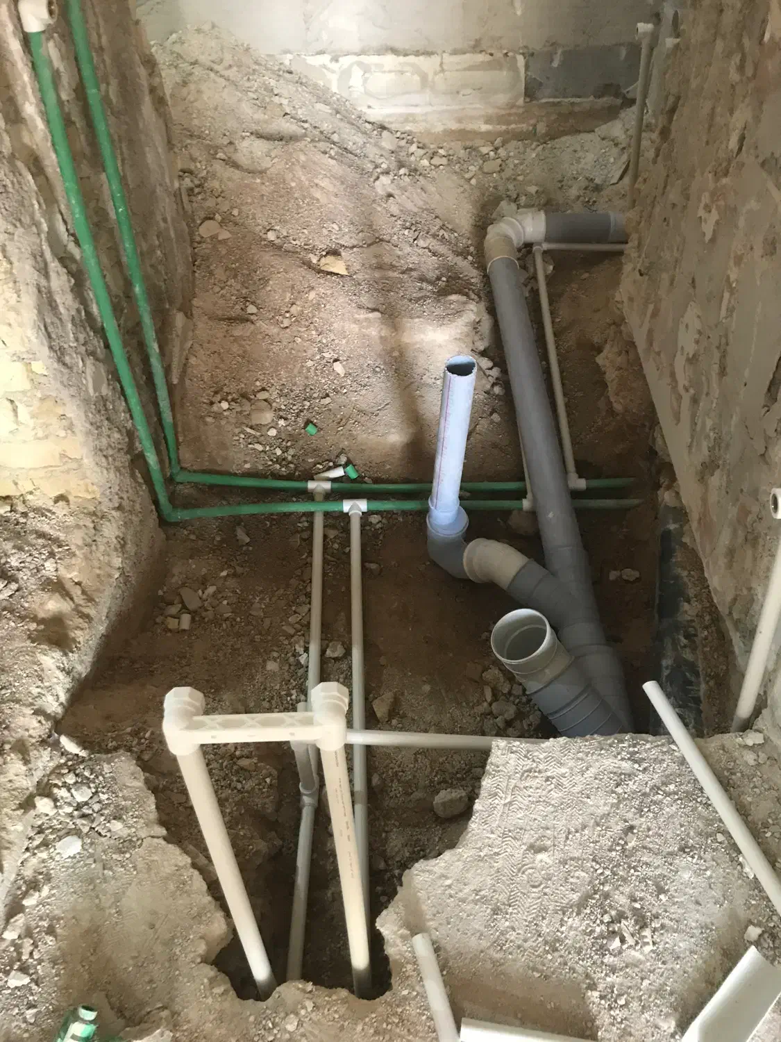 لوله کشی اب ‌فاضلاب تعمیرات تخصصی برق کشی کامل س|خدمات پیشه و مهارت|شیراز, دارالرحمه|دیوار