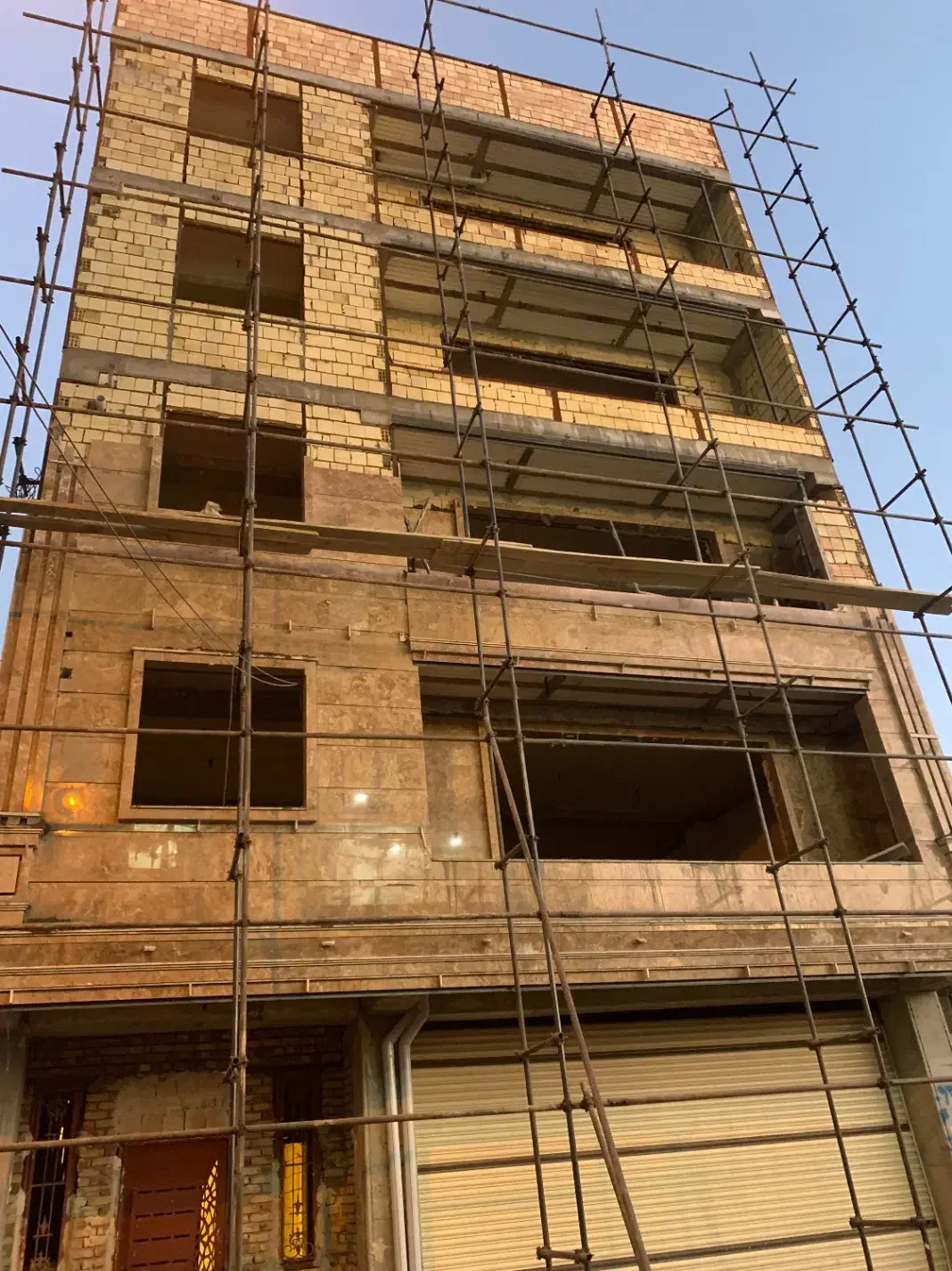 سنگکاری نما رومی و مدرن|خدمات پیشه و مهارت|ارومیه, |دیوار