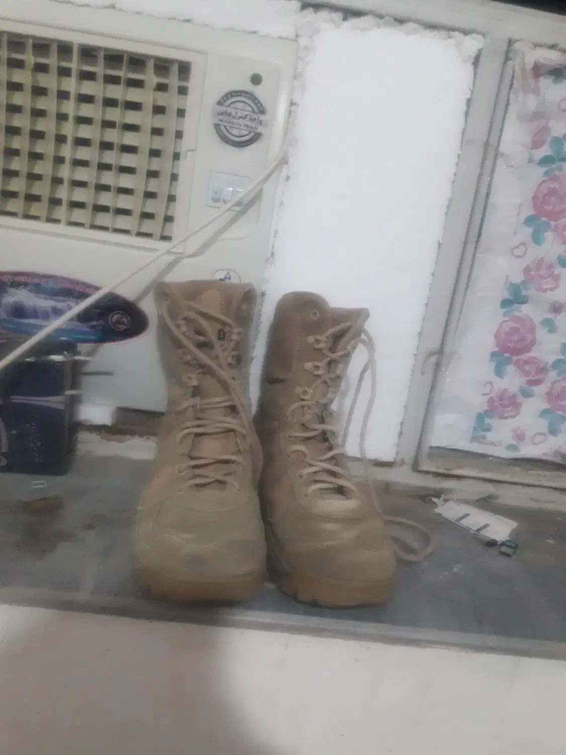 پوتین|کوهنوردی و کمپینگ|خسروشاه, |دیوار