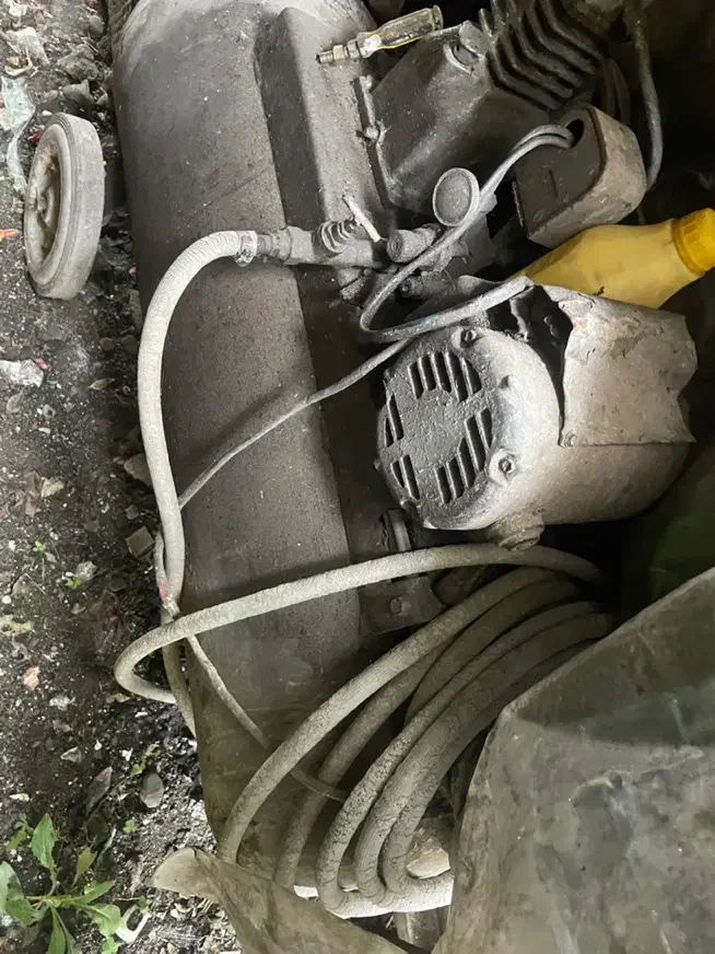 فروش فوری کمپرسور باد برای نقاشی ساختمان|ماشین‌آلات صنعتی|بندر انزلی, امامزاده|دیوار