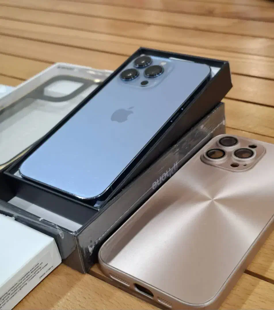 13 پرو پلمپ بدون بازشدگی باطری 90 فابریک|موبایل|بندر کنگان, |دیوار