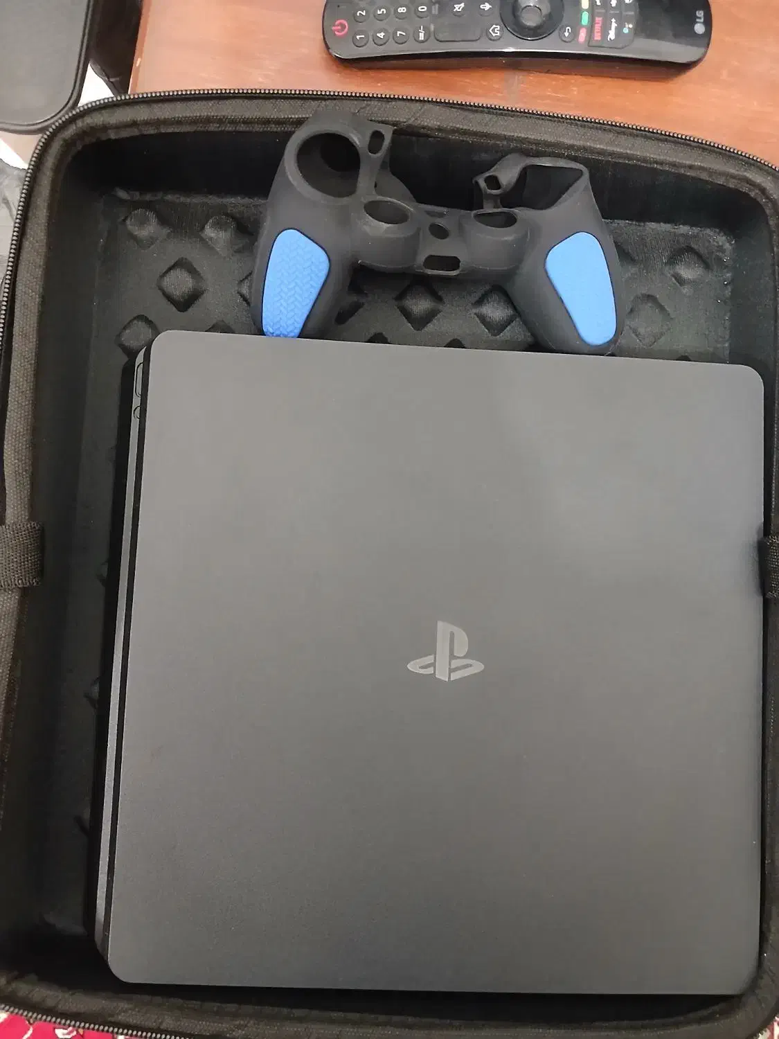 ps4slim 1tra|کنسول، بازی ویدئویی و آنلاین|بهبهان, |دیوار