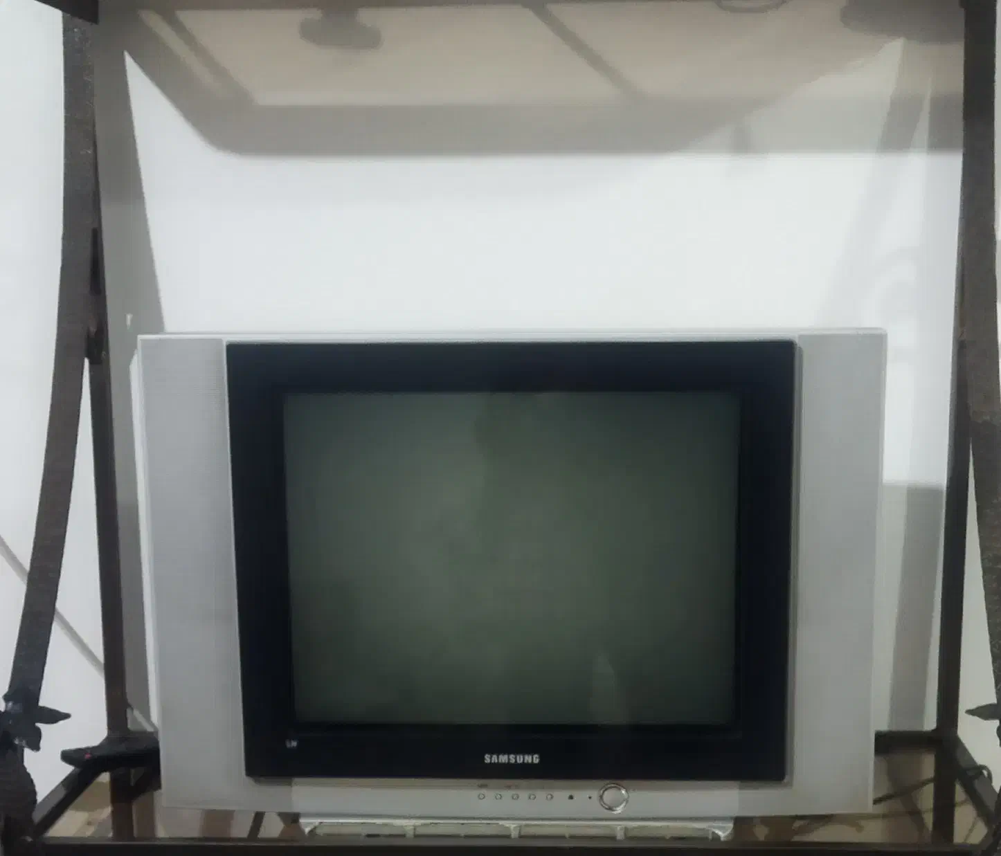 وسایل برقی|تلویزیون و پروژکتور|قوچان, |دیوار