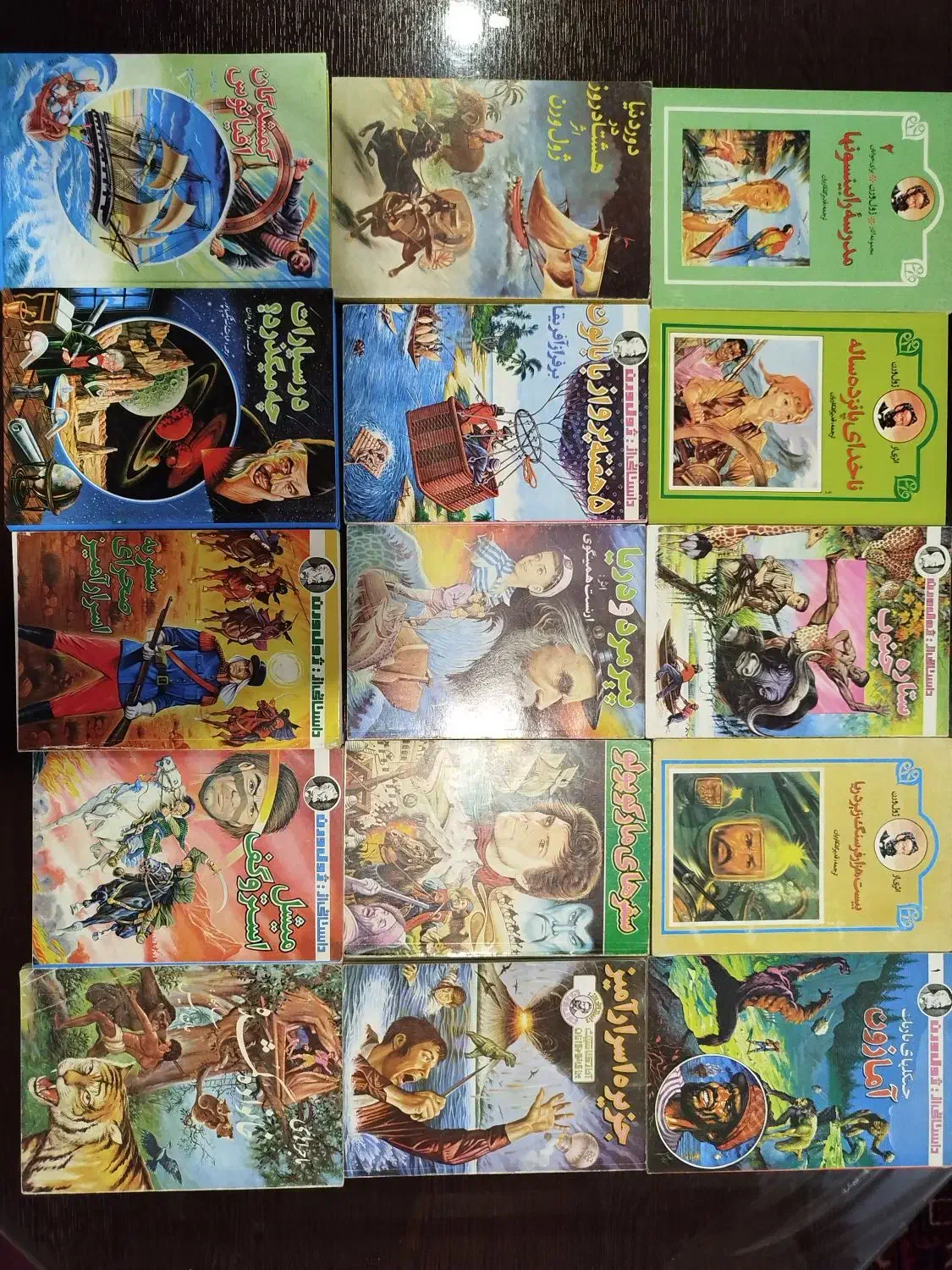 کتاب رمان نو قدیمی|کتاب و مجله تاریخی|تبریز, |دیوار