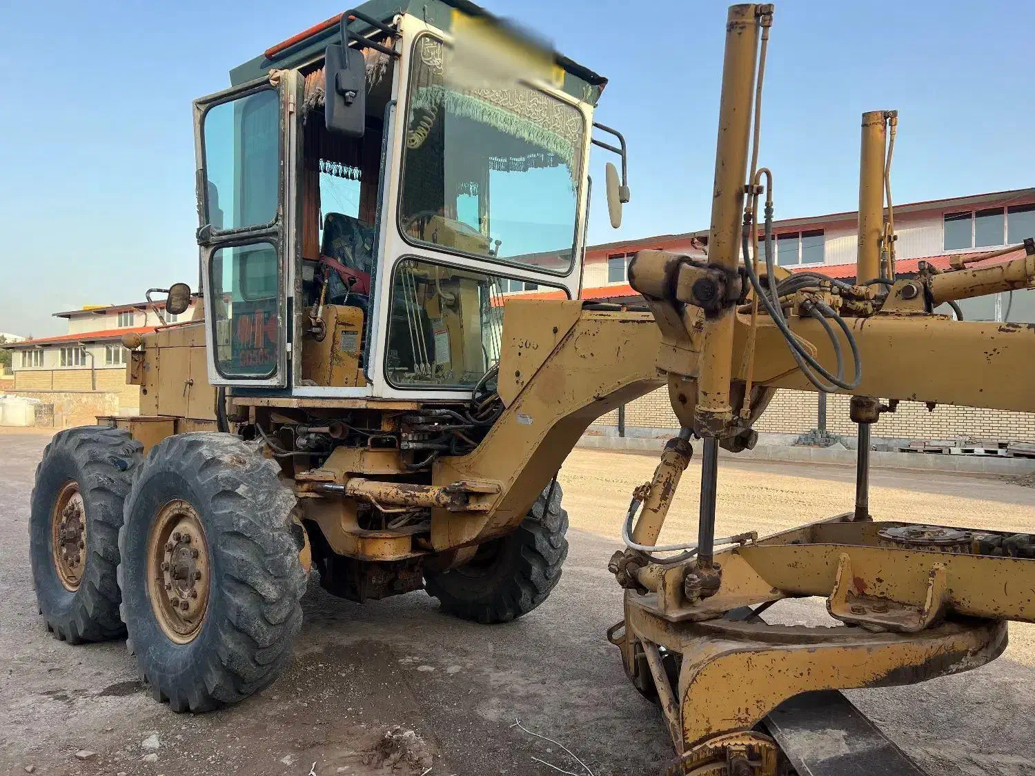 گریدر ۵۰۵ کوماتسو عروسک|خودرو سنگین|تهران, دکتر هوشیار|دیوار
