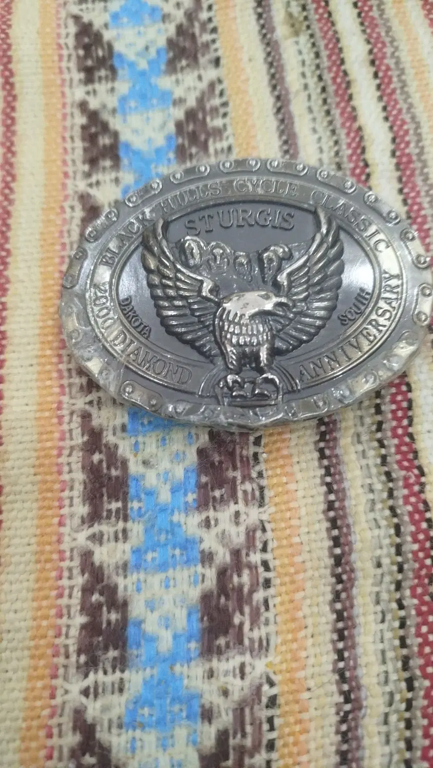 تعداد پنج عدد سگک ریلی سالم .شیگ ویک عددطرح عقاب|کیف، کفش، کمربند|اهواز, کوروش|دیوار