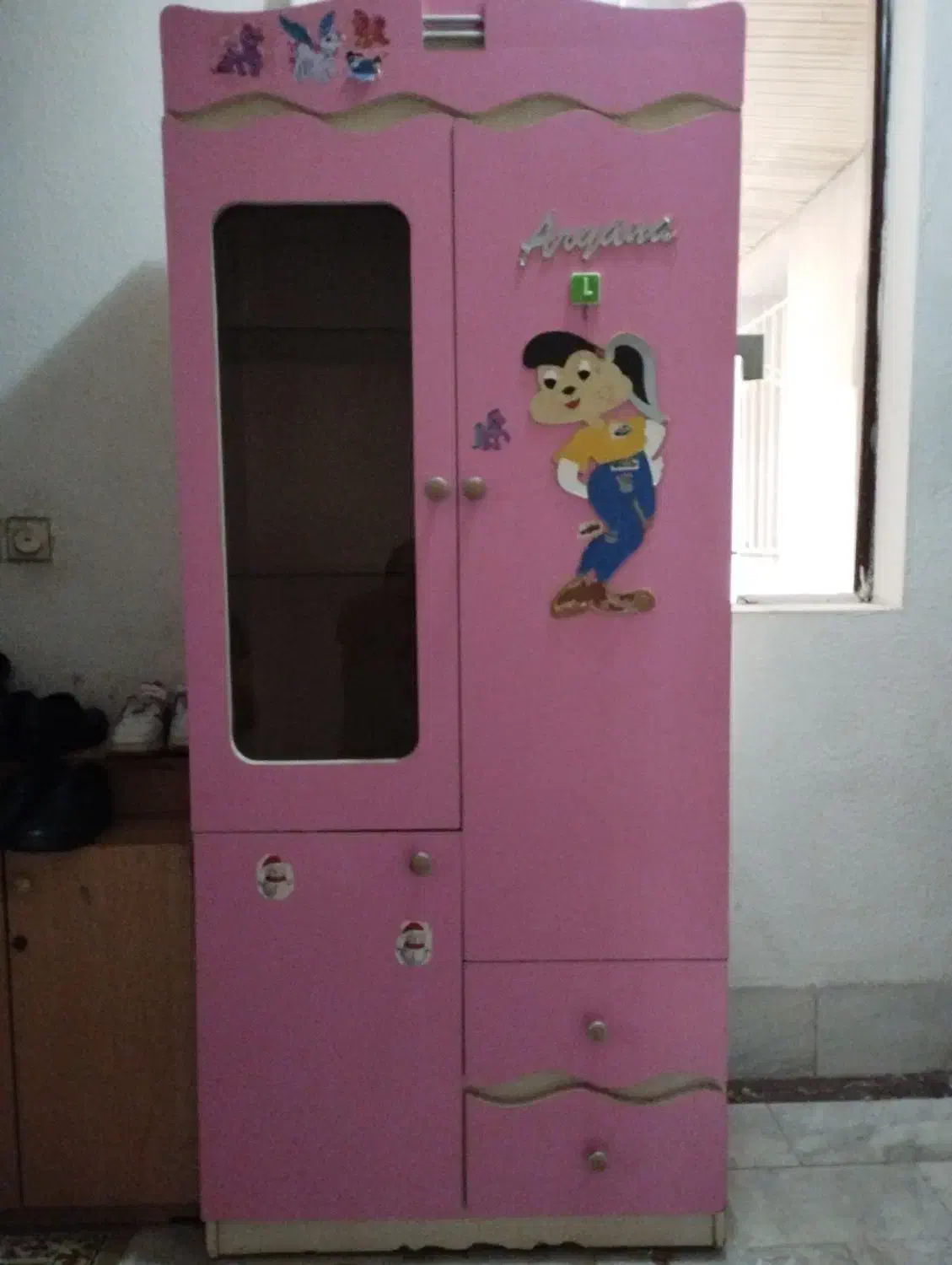 کمد بچه|اسباب و اثاث بچه|رشت, گلسار|دیوار