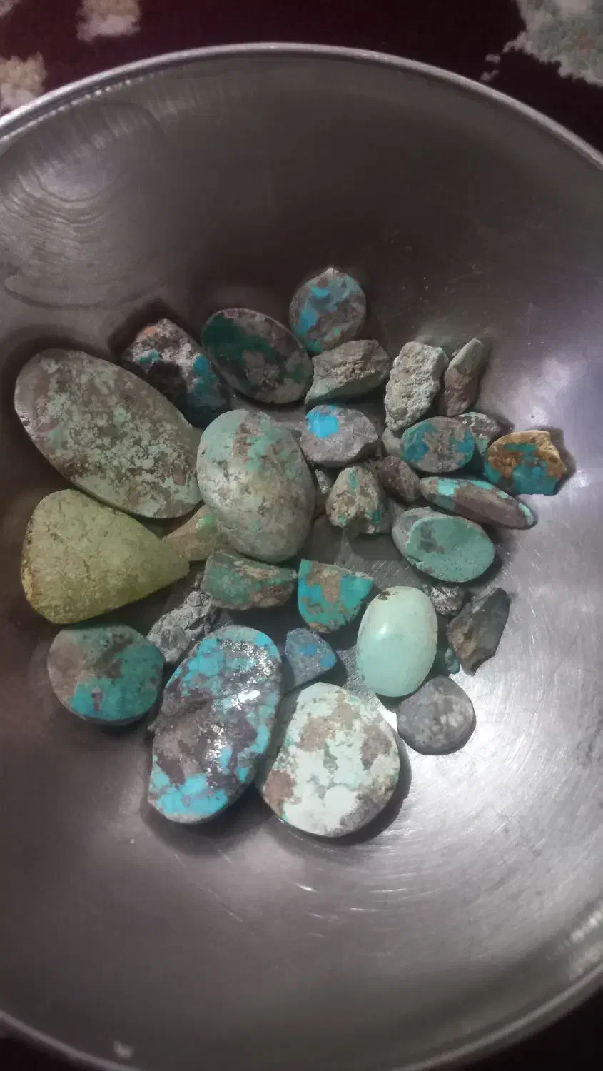 سنگ فیروزه|زیورآلات و اکسسوری|نیشابور, راه آهن|دیوار