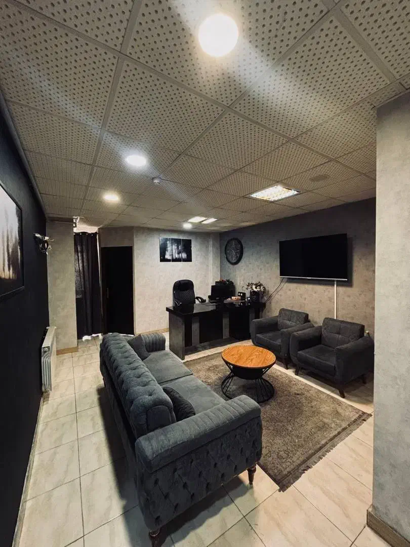 واحدتجاری براصلی معلم|اجارهٔ دفتر کار، اتاق اداری، مطب|رشت, علی آباد|دیوار