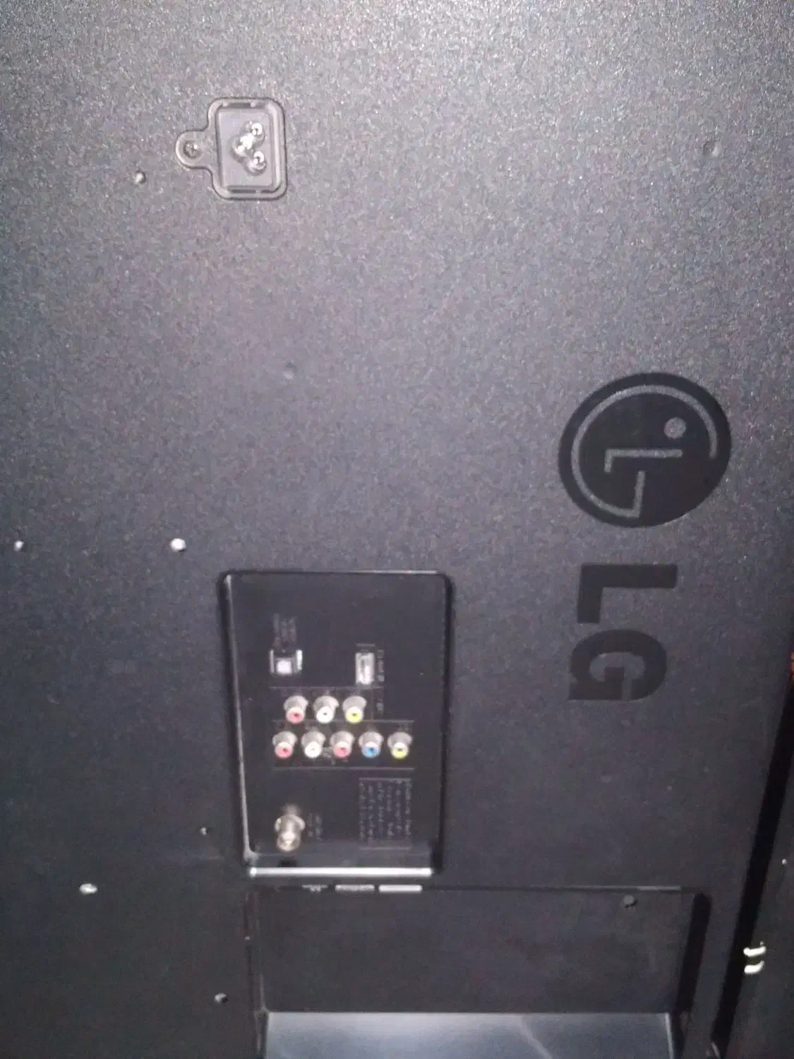 تلویزیون LG|تلویزیون و پروژکتور|رشت, کوی مهر|دیوار