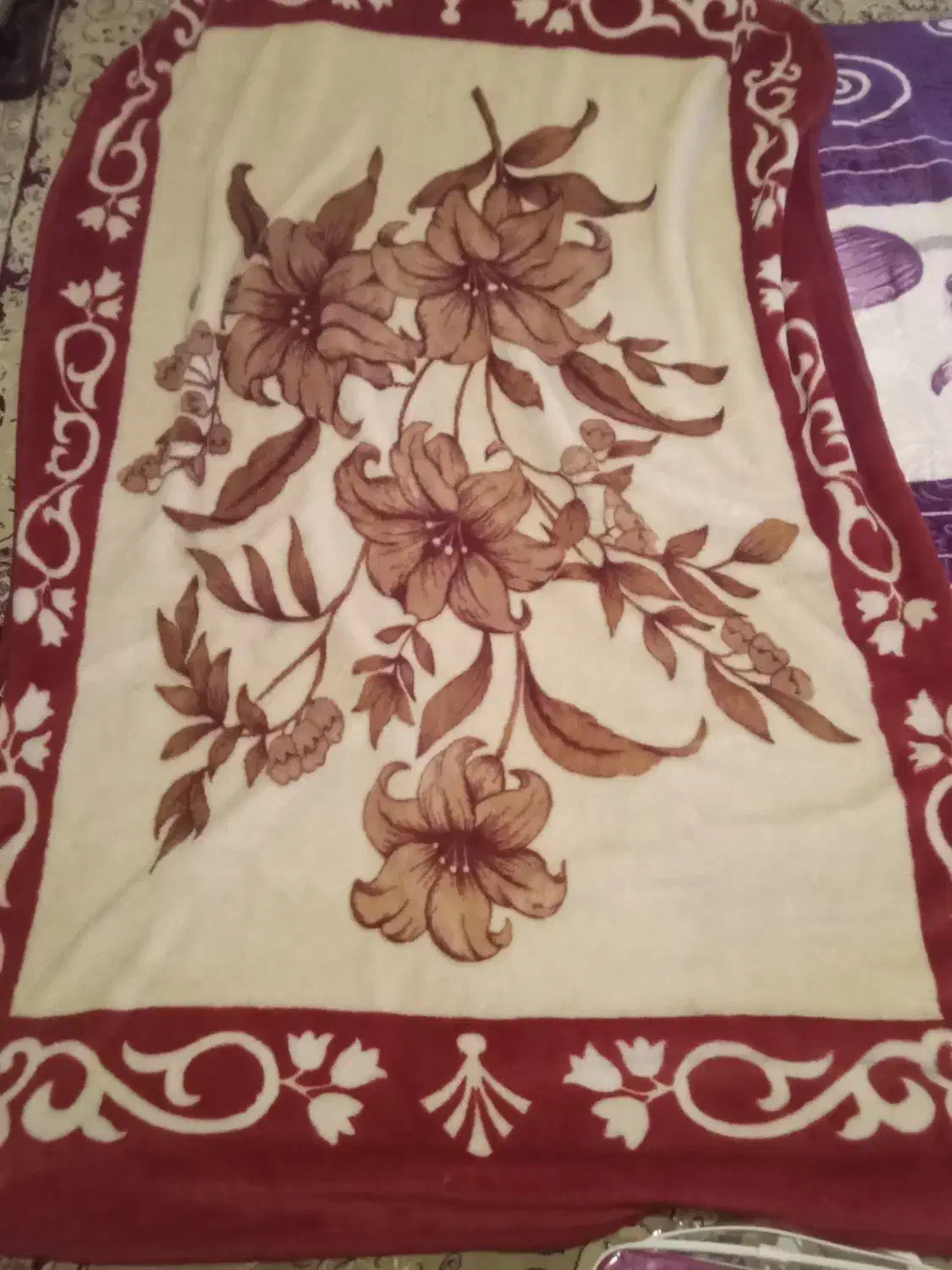 دوعددپتونو ویک دوعددکلاه ایمنی دسته دو|رختخواب، بالش، پتو|نهاوند, |دیوار