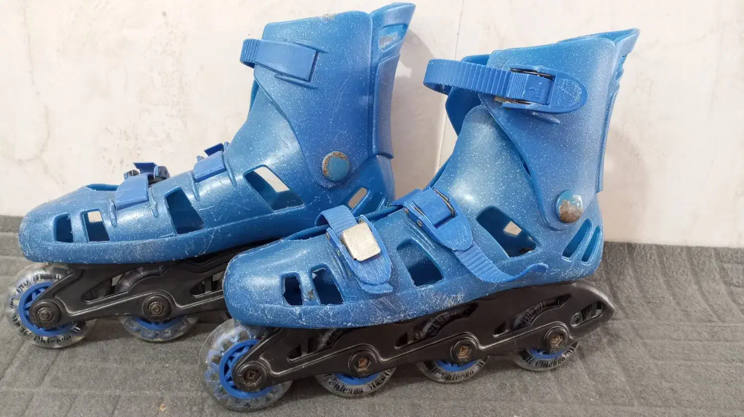 اسکیت|دوچرخه، اسکیت، اسکوتر|آبپخش, |دیوار